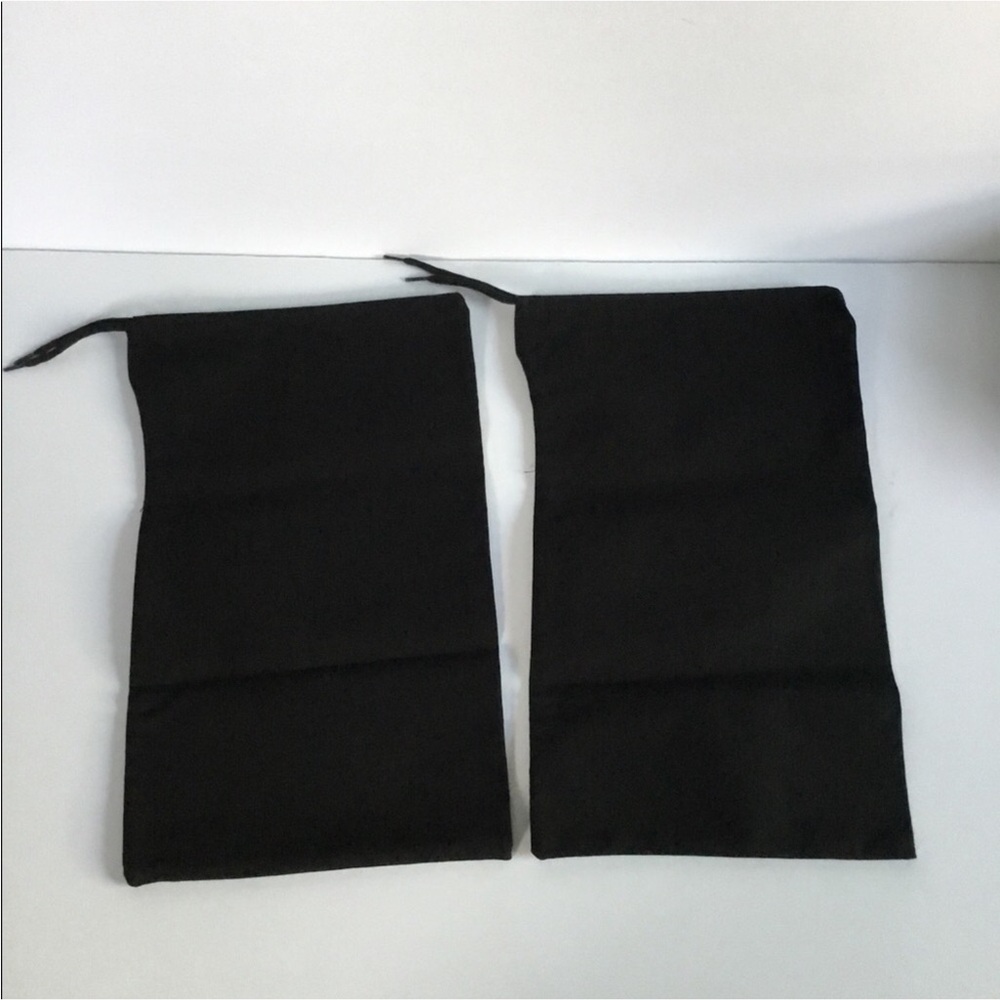 CHANEL BOX W/2 DUST BAGS SOME TISSUE NO LOGO BOOK-FINAL PRICE - Picture 13 of 14